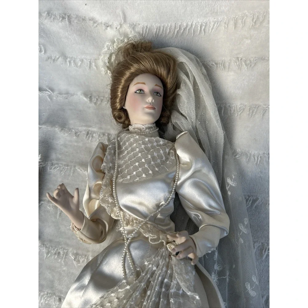 Porcelain Bride Doll 18